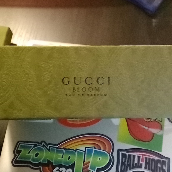 Gucci box empty for gift giving - Picture 3 of 5